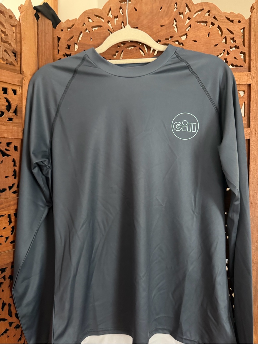 Gill Women's Long-Sleeve Rash Guard in Charcoal